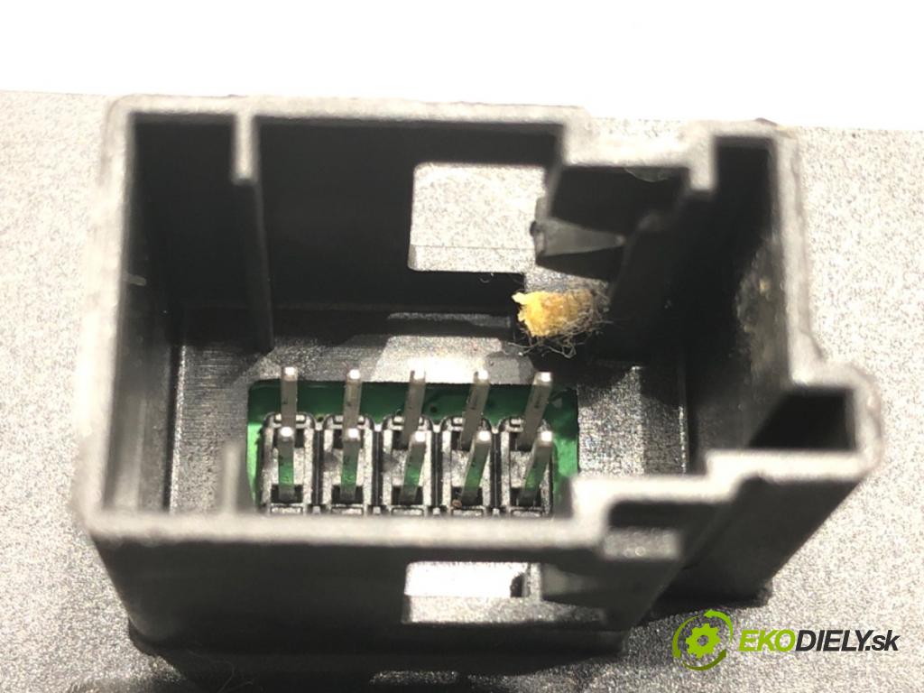 PEUGEOT 508 I (8D_) 2010 - 2018    2.0 HDi 120 kW [163 KM] olej napędowy 2010 - 2018  Kulisa 9801784480 (Rýchlostné páky / kulisy)