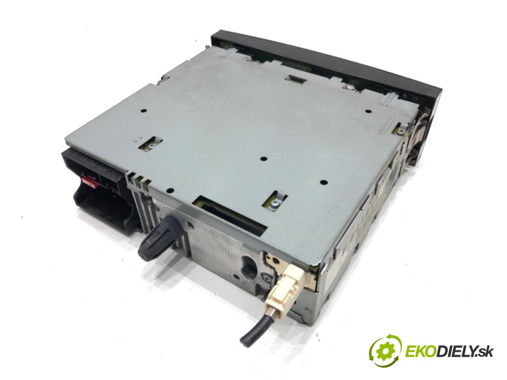 PEUGEOT PARTNER Nadwozie pełne/minivan 2008 - 2022    1.6 HDi 66 kW [90 KM] olej napędowy 2011 - 2022  RADIO 7647179394 (Audio zariadenia)