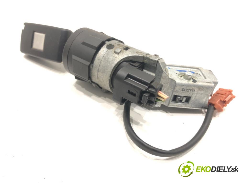 PEUGEOT PARTNER Nadwozie pełne/minivan 2008 - 2022    1.6 HDi 66 kW [90 KM] olej napędowy 2011 - 2022  spinačka 9663123280 (Spínacie skrinky a kľúče)