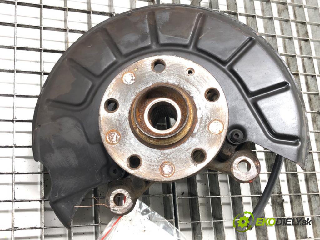 VW GOLF V (1K1) 2003 - 2010    2.0 GTI 147 kW [200 KM] benzyna 2004 - 2009  náboj pravy predný