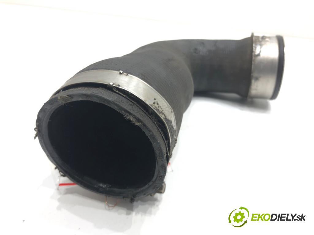 VW GOLF V (1K1) 2003 - 2010    2.0 GTI 147 kW [200 KM] benzyna 2004 - 2009  Rúra turba 1K0145834N