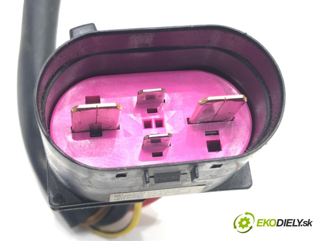 KIA SPORTAGE V (NQ5) 2021 - 2022    1.6 T-GDI MEHV 132 kW [179 KM] Hybryda silnik benzynowy / elektryczny 2021 - 2022  Motorček ventilátora chladiča PLEF200NX5BF11 (Ventilátory)