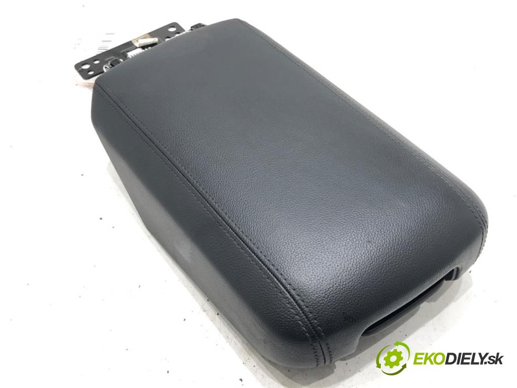 KIA SPORTAGE V (NQ5) 2021 - 2022    1.6 T-GDI MEHV 132 kW [179 KM] Hybryda silnik benzynowy / elektryczny 2021 - 2022  Lakťová opierka 84660R2000 (Lakťové opierky)