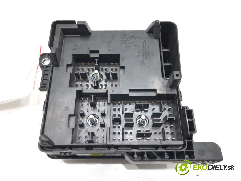 KIA CEED liftback (ED) 2006 - 2012    1.6 93 kW [126 KM] benzyna 2008 - 2012  skříňka poistková 91950-2H020 (Pojistkové skříňky)