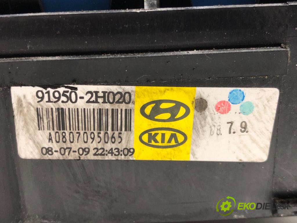 KIA CEED liftback (ED) 2006 - 2012    1.6 93 kW [126 KM] benzyna 2008 - 2012  skříňka poistková 91950-2H020 (Pojistkové skříňky)