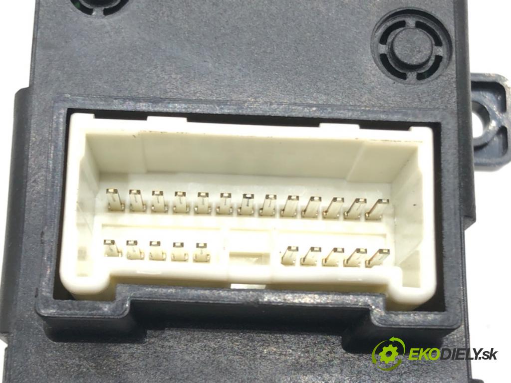 KIA CEED liftback (ED) 2006 - 2012    1.6 93 kW [126 KM] benzyna 2008 - 2012  Panel ovládania kúrenia 97250-1H000 (Prepínače, spínače, tlačidlá a ovládače kúrenia)