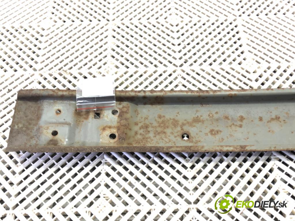 TOYOTA AVENSIS sedan (_T27_) 2008 - 2018    2.0 D-4D (ADT270_) 91 kW [124 KM] olej napędowy 2011 - 2018  výztuha nárazníka zadní část  (Výztuhy zadní)