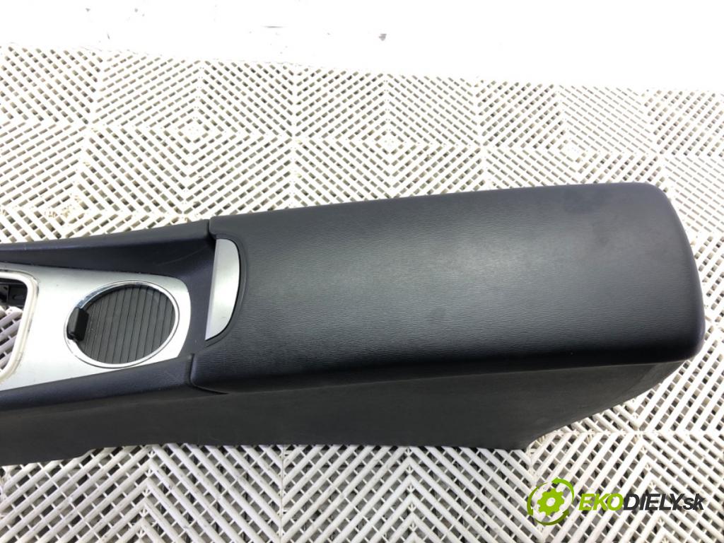 TOYOTA AVENSIS sedan (_T27_) 2008 - 2018    2.0 D-4D (ADT270_) 91 kW [124 KM] olej napędowy 2011 - 2018  Tunel stredový  (Stredový tunel / panel)