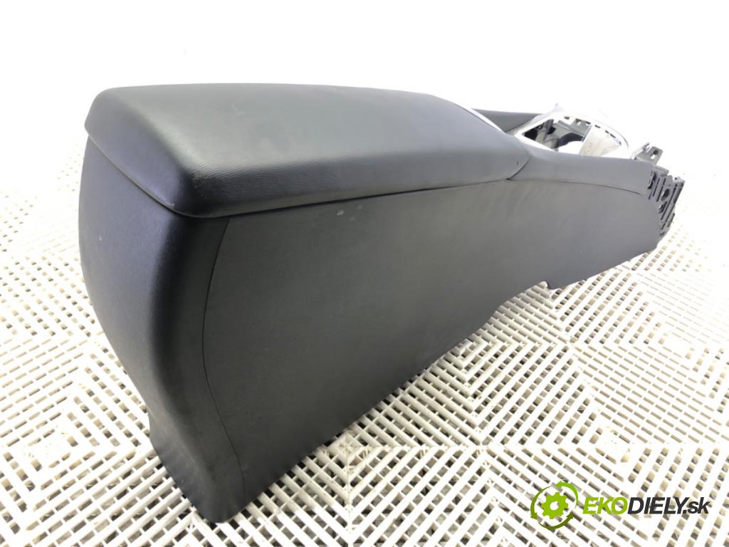 TOYOTA AVENSIS sedan (_T27_) 2008 - 2018    2.0 D-4D (ADT270_) 91 kW [124 KM] olej napędowy 2011 - 2018  Tunel stredový  (Stredový tunel / panel)