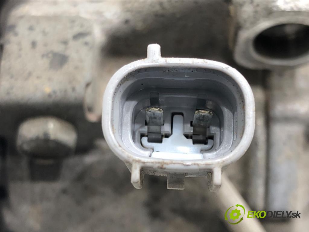 TOYOTA YARIS (_P13_) 2010 - 2022    1.3 (NSP130_) 73 kW [99 KM] benzyna 2011 - 2022  kompresor klimatizace GE447260-4201 (Kompresory)