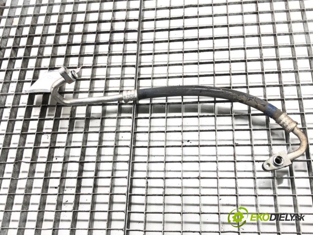 TOYOTA YARIS (_P13_) 2010 - 2022    1.3 (NSP130_) 73 kW [99 KM] benzyna 2011 - 2022  rúrka klimatizácie  (Rúrky klimatizácie)