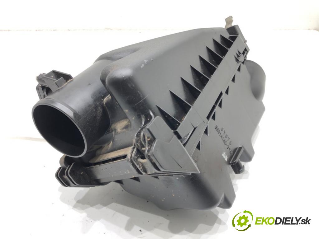 TOYOTA YARIS (_P13_) 2010 - 2022    1.3 (NSP130_) 73 kW [99 KM] benzyna 2011 - 2022  Obal filtra vzduchu BS014140-318 (Obaly filtrov vzduchu)