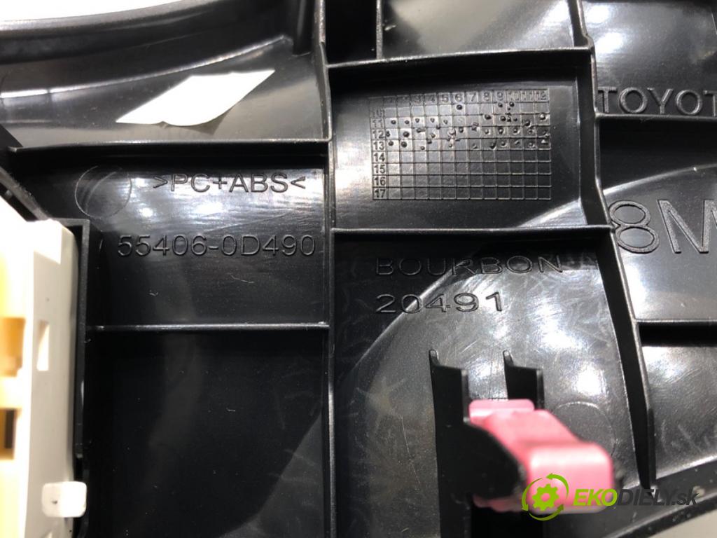 TOYOTA YARIS (_P13_) 2010 - 2022    1.3 (NSP130_) 73 kW [99 KM] benzyna 2011 - 2022  Panel ovládania kúrenia 55406-0D490 (Prepínače, spínače, tlačidlá a ovládače kúrenia)