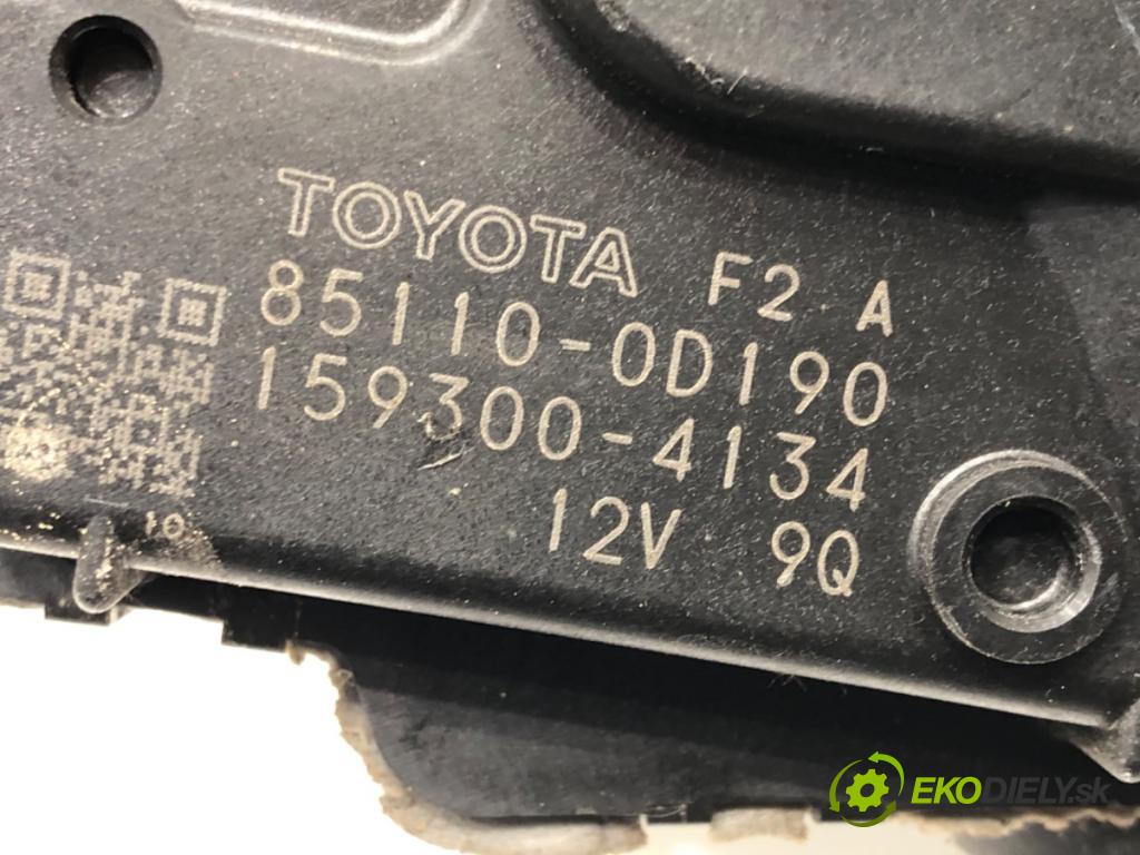 TOYOTA YARIS (_P13_) 2010 - 2022    1.3 (NSP130_) 73 kW [99 KM] benzyna 2011 - 2022  Mechanizmus stieračov predný 85110-0D190 (Motorčeky stieračov predné)