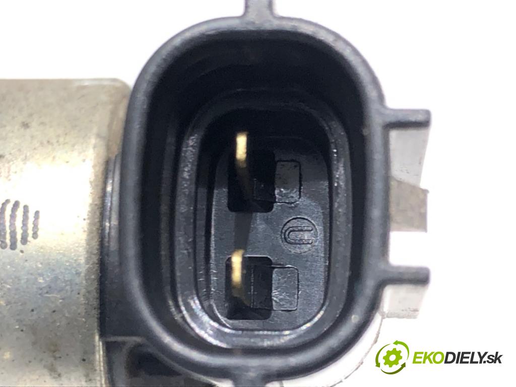 TOYOTA YARIS (_P13_) 2010 - 2022    1.3 (NSP130_) 73 kW [99 KM] benzyna 2011 - 2022  Snímač variabilný fázy 347020-522021 (Snímače)