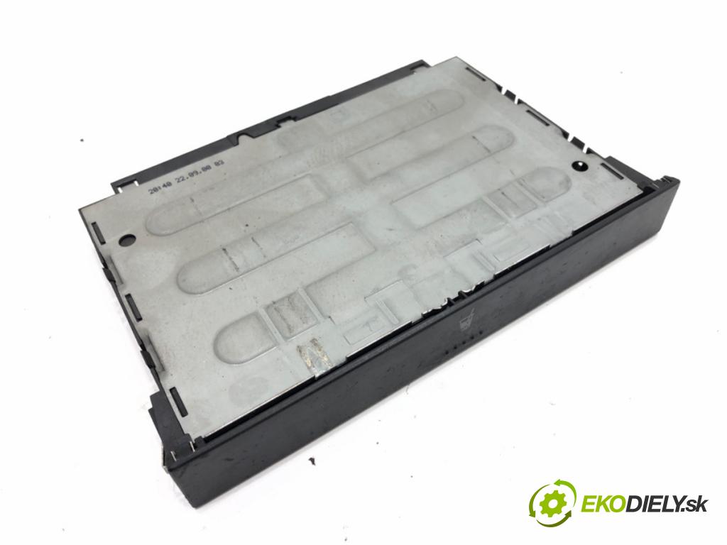 VW BORA I (1J2) 1998 - 2013    ---  Držiak na nápoje 1J0858601B (Úchyty, držiaky na nápoje)