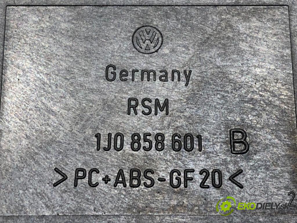 VW BORA I (1J2) 1998 - 2013    ---  Držiak na nápoje 1J0858601B (Úchyty, držiaky na nápoje)