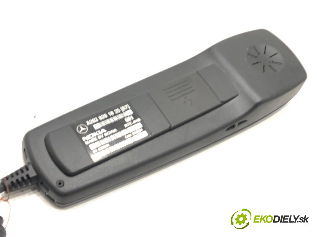 MERCEDES-BENZ KLASA S (W220) 1998 - 2005    S 400 CDI (220.028, 220.128) 184 kW [250 KM] olej napędowy 2000 - 2005  telefón A2038201835 (Audio zariadenia)