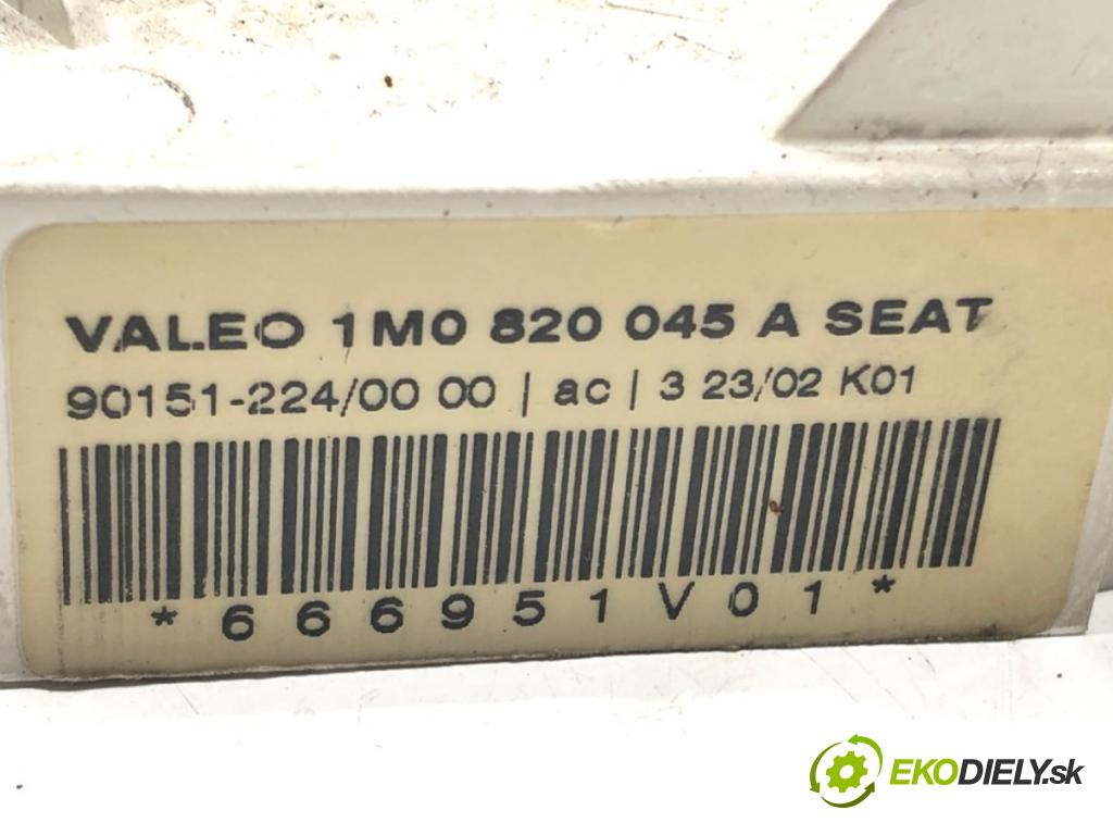 SEAT LEON (1M1) 1999 - 2006    1.4 16V 55 kW [75 KM] benzyna 1999 - 2006  Panel ovládania kúrenia 1M0820045A (Prepínače, spínače, tlačidlá a ovládače kúrenia)