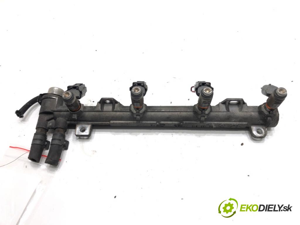 SEAT LEON (1M1) 1999 - 2006    1.4 16V 55 kW [75 KM] benzyna 1999 - 2006  Lišta vstrekovacia 036133319 (Vstrekovacie lišty)