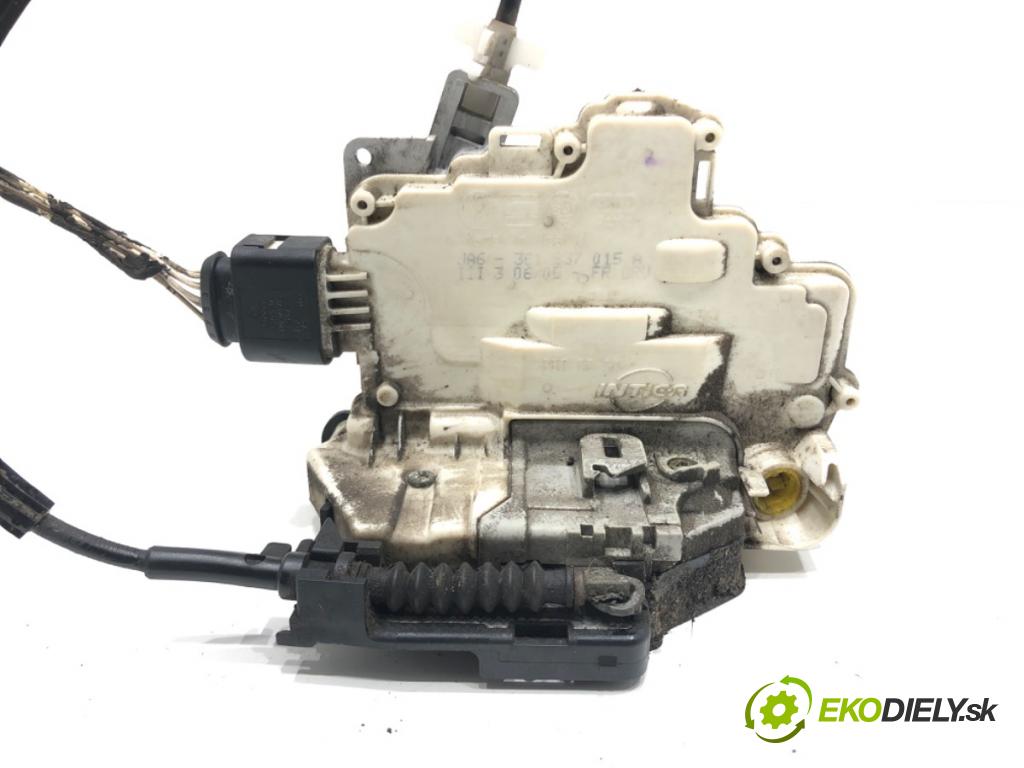 VW PASSAT B6 (3C2) 2005 - 2010    2.0 TDI 103 kW [140 KM] olej napędowy 2005 - 2009  zámok dveře levý přední část