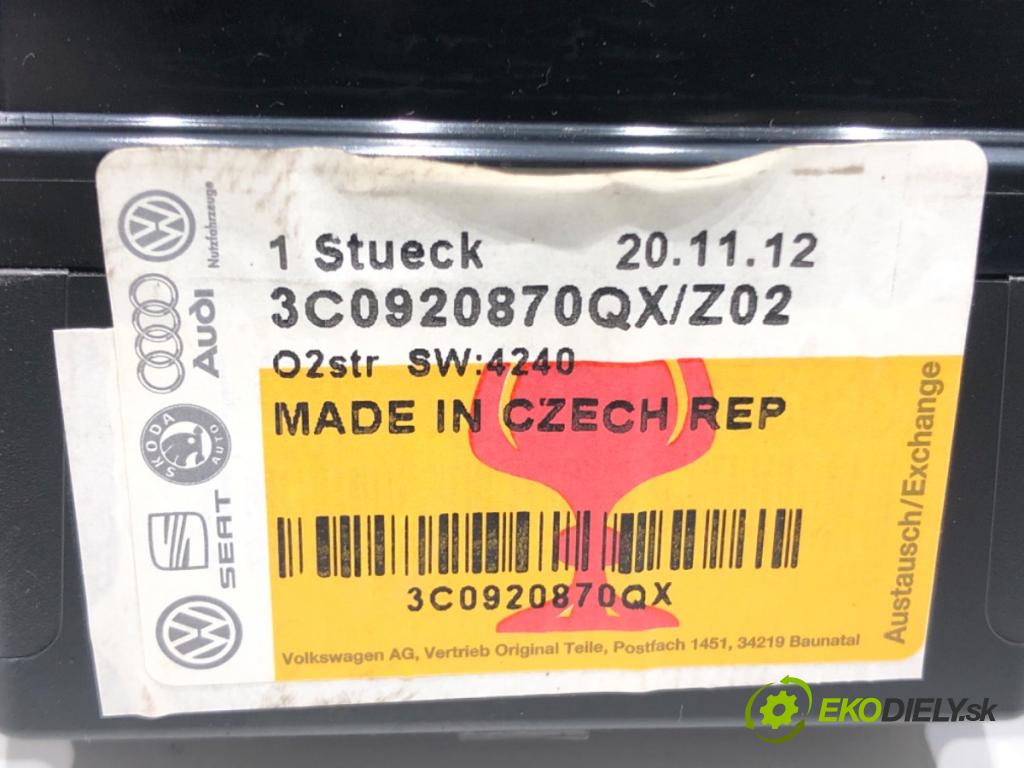 VW PASSAT B6 (3C2) 2005 - 2010    2.0 TDI 103 kW [140 KM] olej napędowy 2005 - 2009  Prístrojovka 3C0920870QX (Prístrojové dosky, displeje)