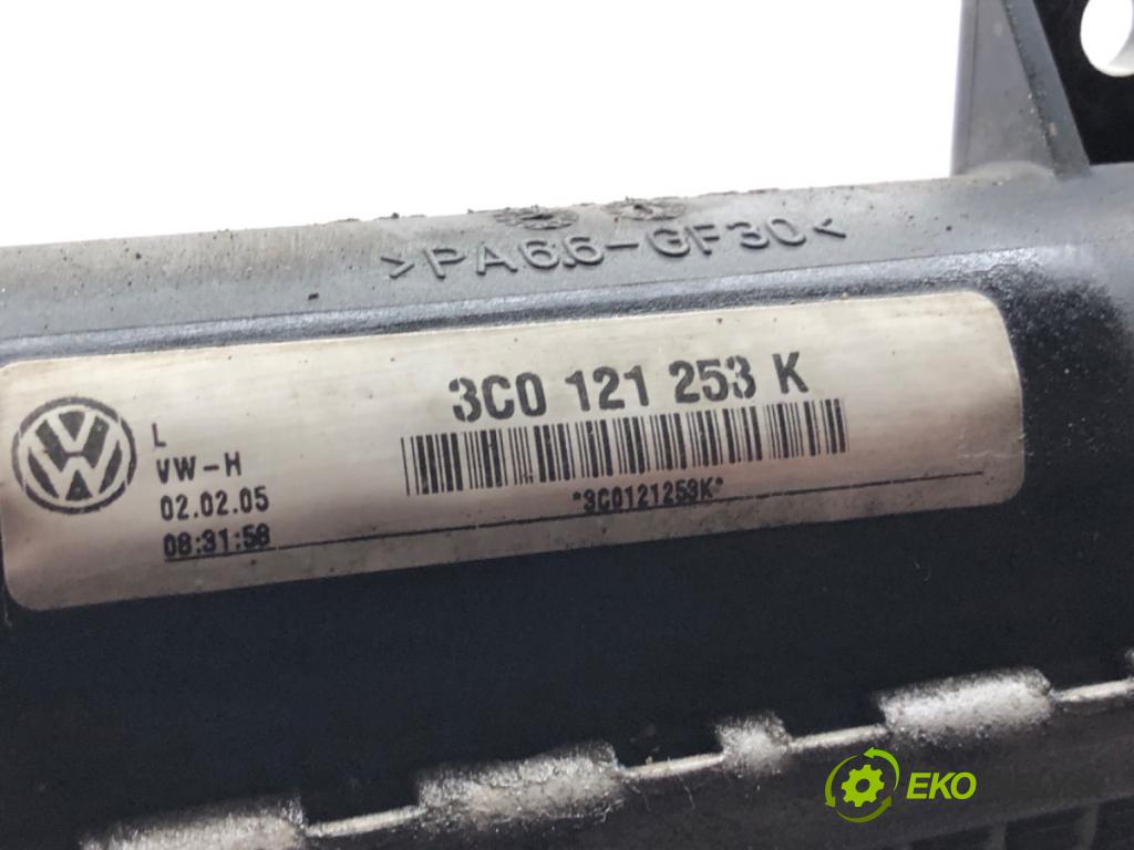 VW PASSAT B6 (3C2) 2005 - 2010    2.0 TDI 103 kW [140 KM] olej napędowy 2005 - 2009  chladič vody 3C0121253K (Chladiče vody)
