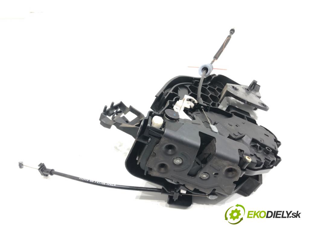 VOLVO V50 (545) 2003 - 2012    1.6 D 80 kW [109 KM] olej napędowy 2005 - 2012  zámok dveře levý zadní část 
