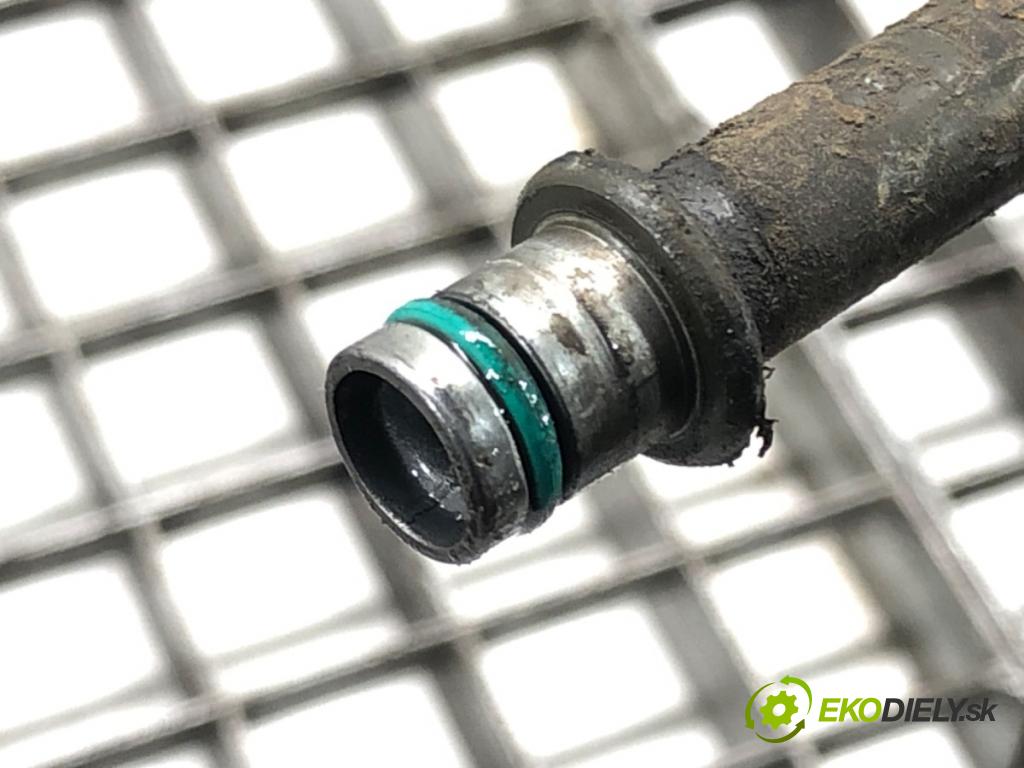 VOLVO V50 (545) 2003 - 2012    1.6 D 80 kW [109 KM] olej napędowy 2005 - 2012  hadica servočerpadlo  (Rúrky, hadice servočerpadla)