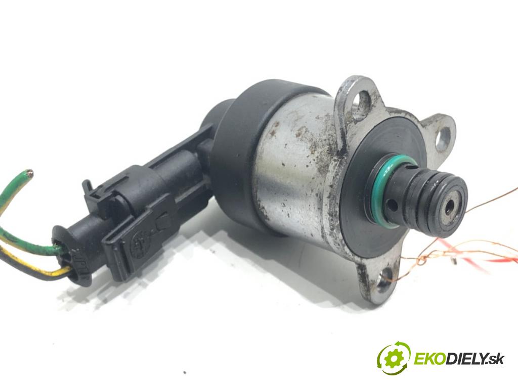 VOLVO V50 (545) 2003 - 2012    1.6 D 80 kW [109 KM] olej napędowy 2005 - 2012  Regulátor tlaku paliva 0928400607 (Ostatné)