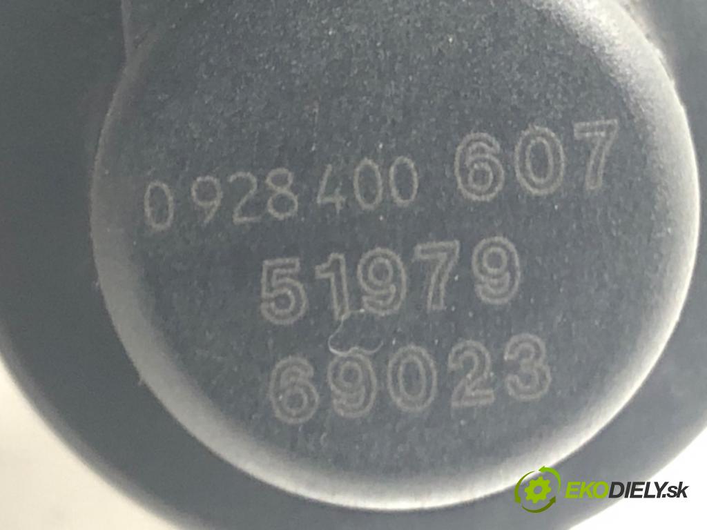 VOLVO V50 (545) 2003 - 2012    1.6 D 80 kW [109 KM] olej napędowy 2005 - 2012  Regulátor tlaku paliva 0928400607 (Ostatné)