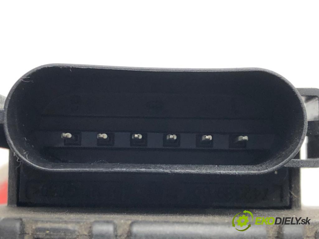 VOLVO V50 (545) 2003 - 2012    1.6 D 80 kW [109 KM] olej napędowy 2005 - 2012  Potenciometer plynu 4M51-9F836-AH (Pedále)