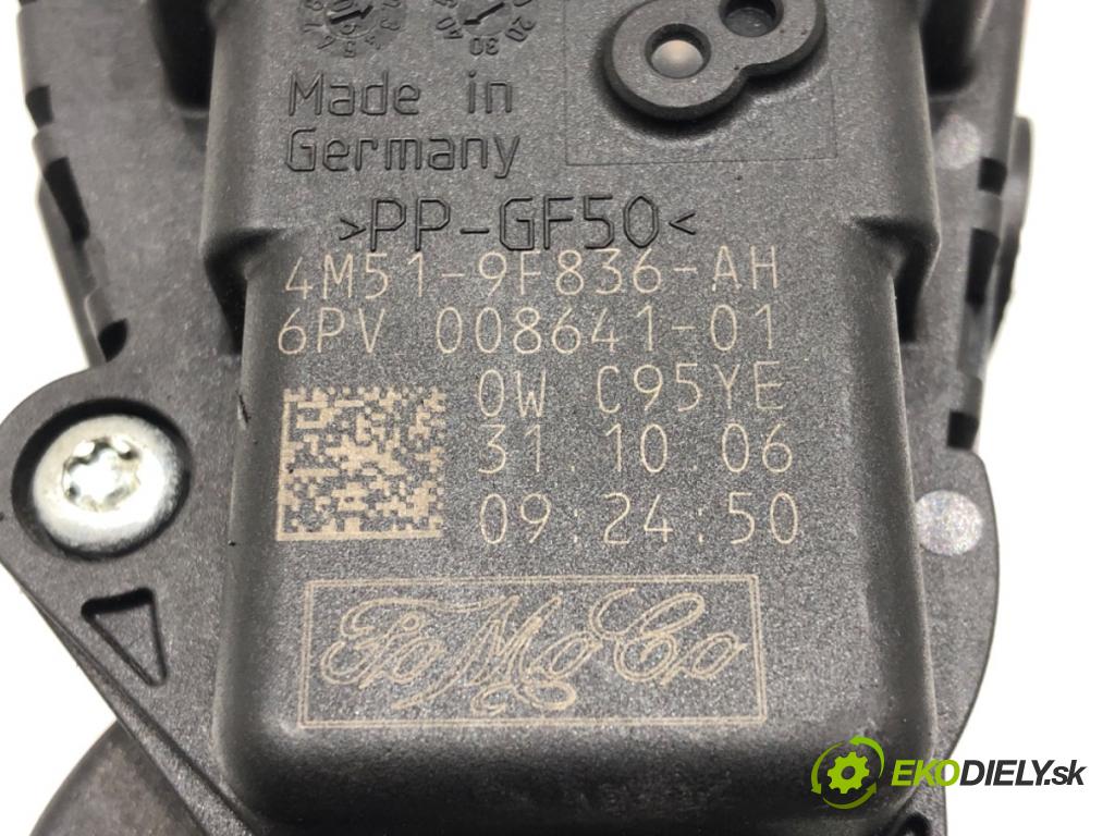 VOLVO V50 (545) 2003 - 2012    1.6 D 80 kW [109 KM] olej napędowy 2005 - 2012  Potenciometer plynu 4M51-9F836-AH (Pedále)