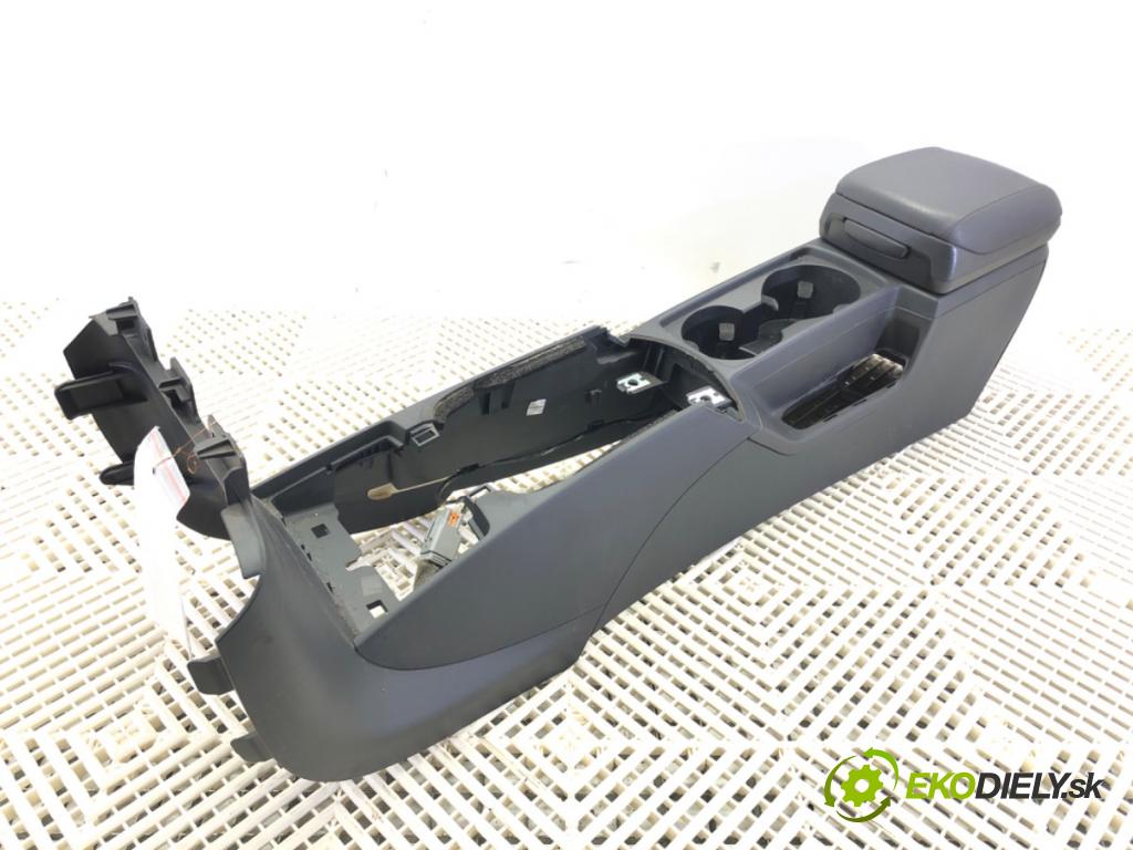 VOLVO V50 (545) 2003 - 2012    1.6 D 80 kW [109 KM] olej napędowy 2005 - 2012  Lakťová opierka 30755349 (Lakťové opierky)