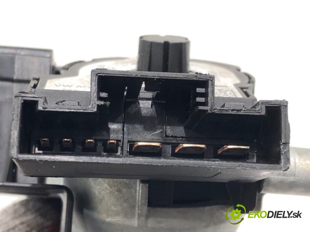 SKODA FABIA III (NJ3) 2014 - 2022    1.4 TDI 77 kW [105 KM] olej napędowy 2014 - 2022  spinačka 1K0905851 (Spínacie skrinky a kľúče)