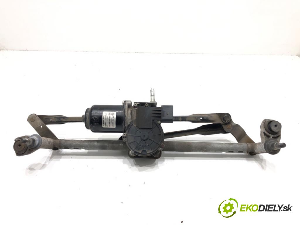 SKODA FABIA III (NJ3) 2014 - 2022    1.4 TDI 77 kW [105 KM] olej napędowy 2014 - 2022  Mechanizmus stieračov predný 5JB955113 (Motorčeky stieračov predné)