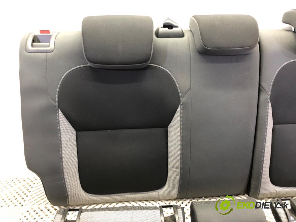 SKODA FABIA III (NJ3) 2014 - 2022    1.4 TDI 77 kW [105 KM] olej napędowy 2014 - 2022  Sedadlo druhý rad