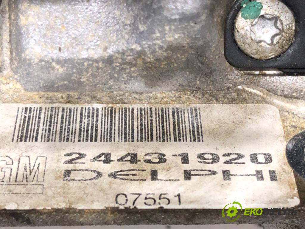 OPEL ASTRA H GTC (A04) 2005 - 2010    1.6 (L08) 77 kW [105 KM] benzyna 2005 - 2010  Potrubie sacie, sanie 55352859 (Sacie potrubia)