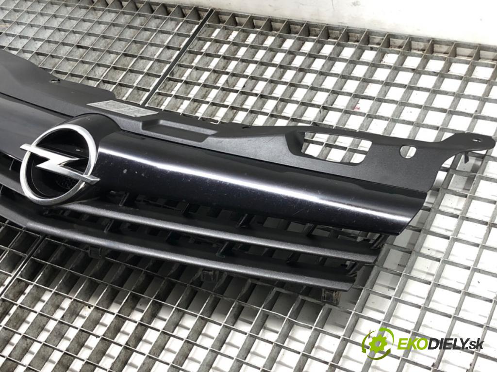 OPEL ASTRA H GTC (A04) 2005 - 2010    1.6 (L08) 77 kW [105 KM] benzyna 2005 - 2010  mřížka maska  (Mřížky (masky) chladičů)