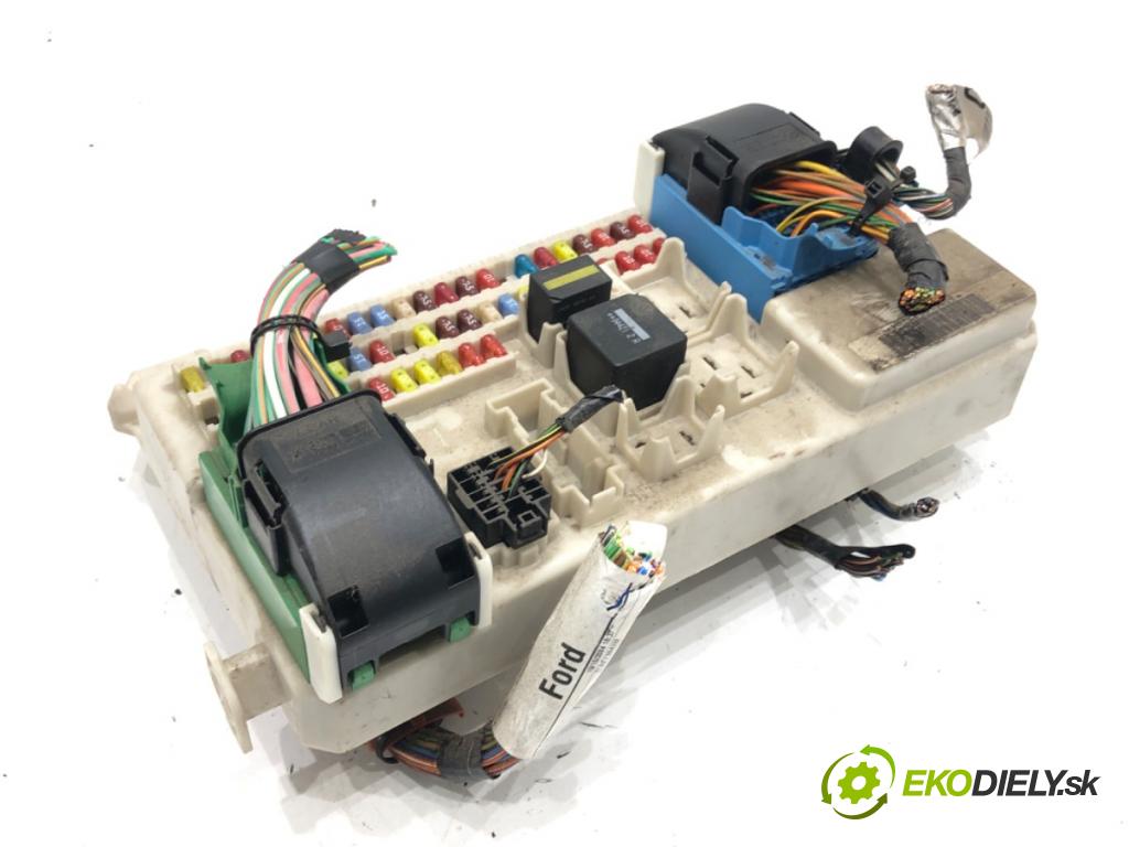FORD FOCUS C-MAX (DM2) 2003 - 2007    1.8 92 kW [125 KM] benzyna 2004 - 2007  modul BSI 4M5T-14A073-CC (Pojistkové skříňky)