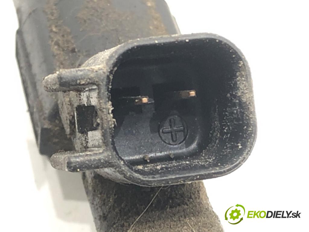 FORD FOCUS C-MAX (DM2) 2003 - 2007    1.8 92 kW [125 KM] benzyna 2004 - 2007  Lišta vstrekovacia 4M5G-9D280-DA (Vstrekovacie lišty)