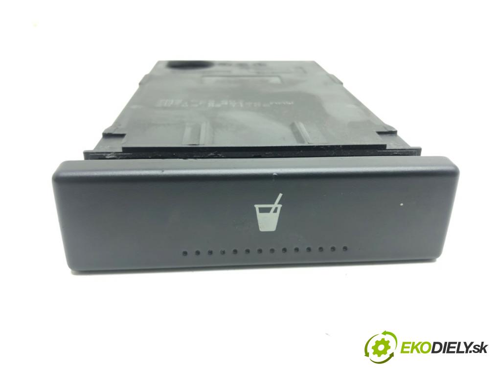 VW SHARAN (7M8, 7M9, 7M6) 1995 - 2010    1.9 TDI 85 kW [115 KM] olej napędowy 2000 - 2010  Držiak na nápoje 7M3858602 (Úchyty, držiaky na nápoje)