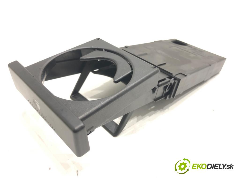 VW SHARAN (7M8, 7M9, 7M6) 1995 - 2010    1.9 TDI 85 kW [115 KM] olej napędowy 2000 - 2010  Držiak na nápoje 7M3858602 (Úchyty, držiaky na nápoje)