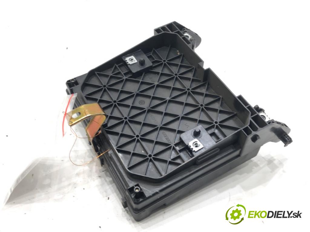 VW SHARAN (7M8, 7M9, 7M6) 1995 - 2010    1.9 TDI 85 kW [115 KM] olej napędowy 2000 - 2010  modul BSI 7M3962258AD (Pojistkové skříňky)