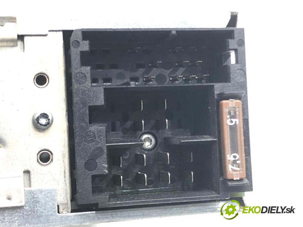 VW SHARAN (7M8, 7M9, 7M6) 1995 - 2010    1.9 TDI 85 kW [115 KM] olej napędowy 2000 - 2010  RADIO 1J0035152E (Audio zariadenia)