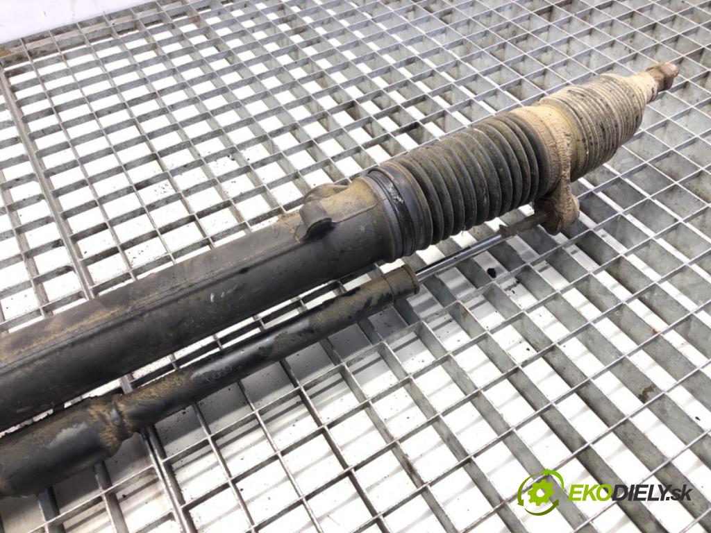 AUDI A4 B5 Kombi 1999 110 kW 2.5 TDI 2496 riadenie volantu Riadenie 8D1422072P