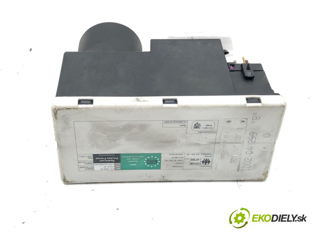 AUDI A4 B5 Avant (8D5) 1994 - 2002    2.5 TDI 110 kW [150 KM] olej napędowy 1997 - 2001  pumpa centrálneho zámku 8D0862257B (Riadiace jednotky centrálneho zámku)