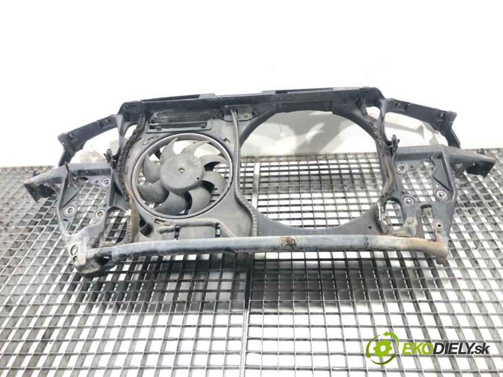 AUDI A4 B5 Avant (8D5) 1994 - 2002    2.5 TDI 110 kW [150 KM] olej napędowy 1997 - 2001  držák přední část  (Výztuhy přední)