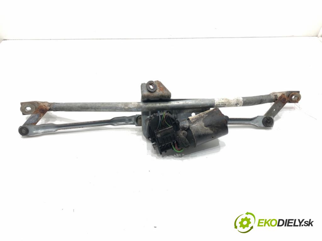 AUDI A4 B5 Avant (8D5) 1994 - 2002    2.5 TDI 110 kW [150 KM] olej napędowy 1997 - 2001  Mechanizmus stieračov predný  (Motorčeky stieračov predné)