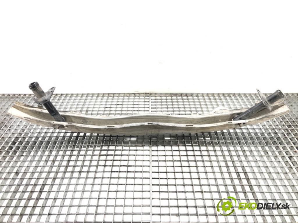 AUDI A4 B5 Avant (8D5) 1994 - 2002    2.5 TDI 110 kW [150 KM] olej napędowy 1997 - 2001  výztuha nárazníka přední část  (Výztuhy přední)